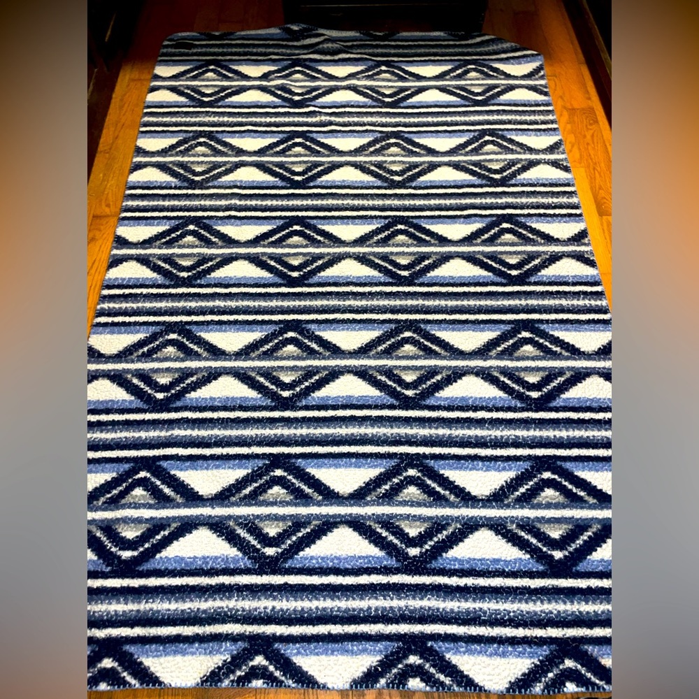 Pendleton Sherpa Fleece Throw Blanket
